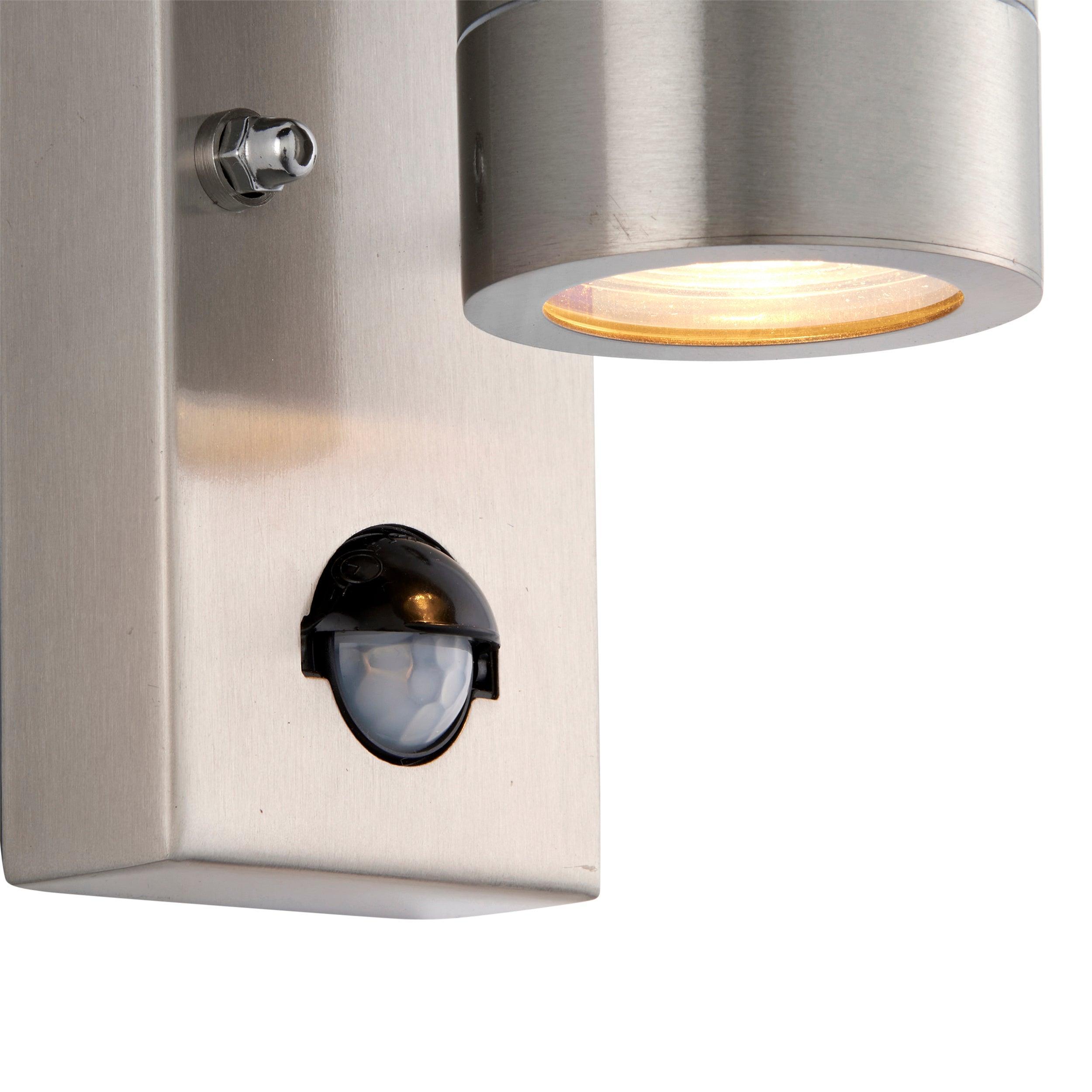 palin pir sensor marine grade outdoor wall light ip65 7w by saxby lighting, close up image 170
