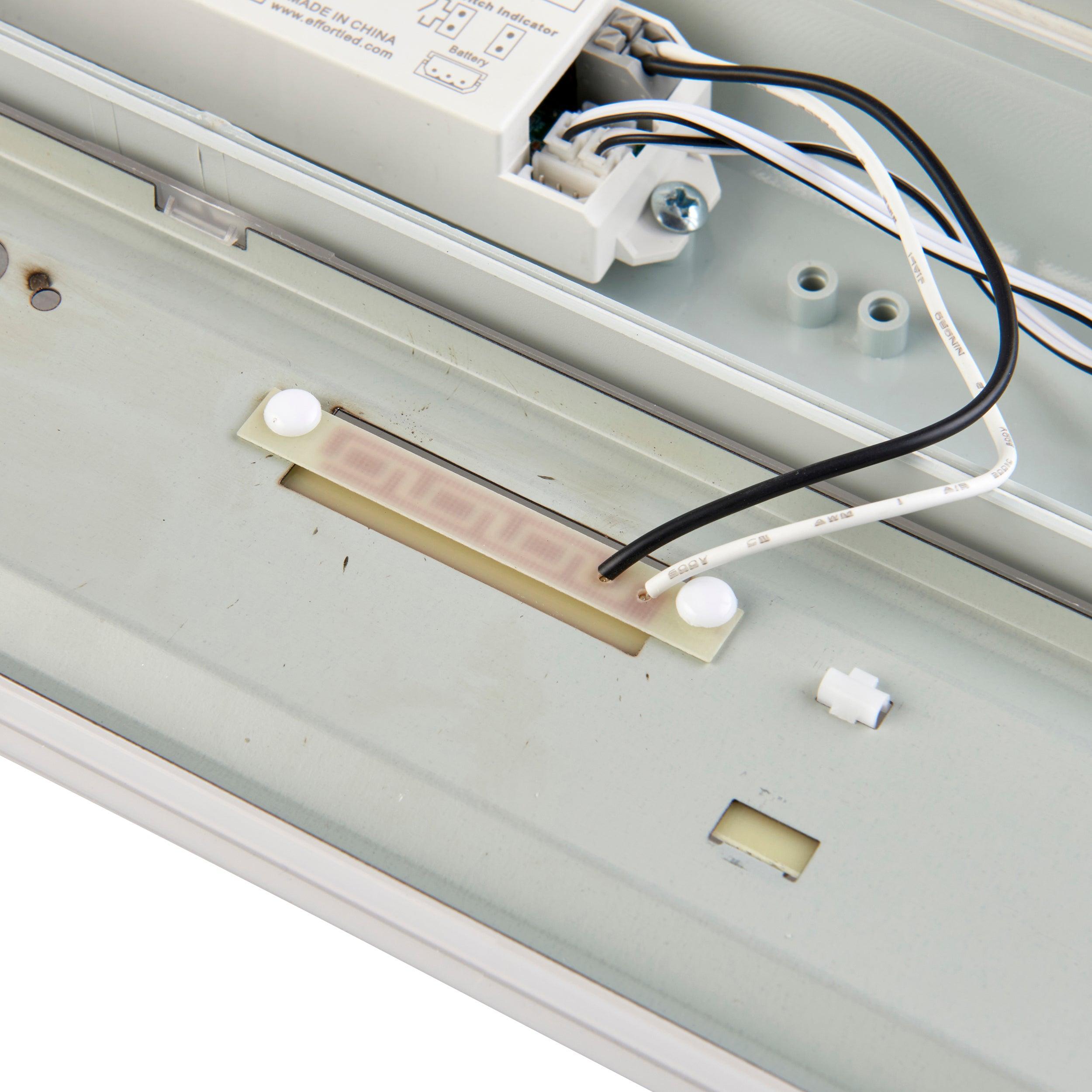 led anti corrosive led cool white batten light 4000k 5ft em em ip65 24w by saxby lighting, close up image 273