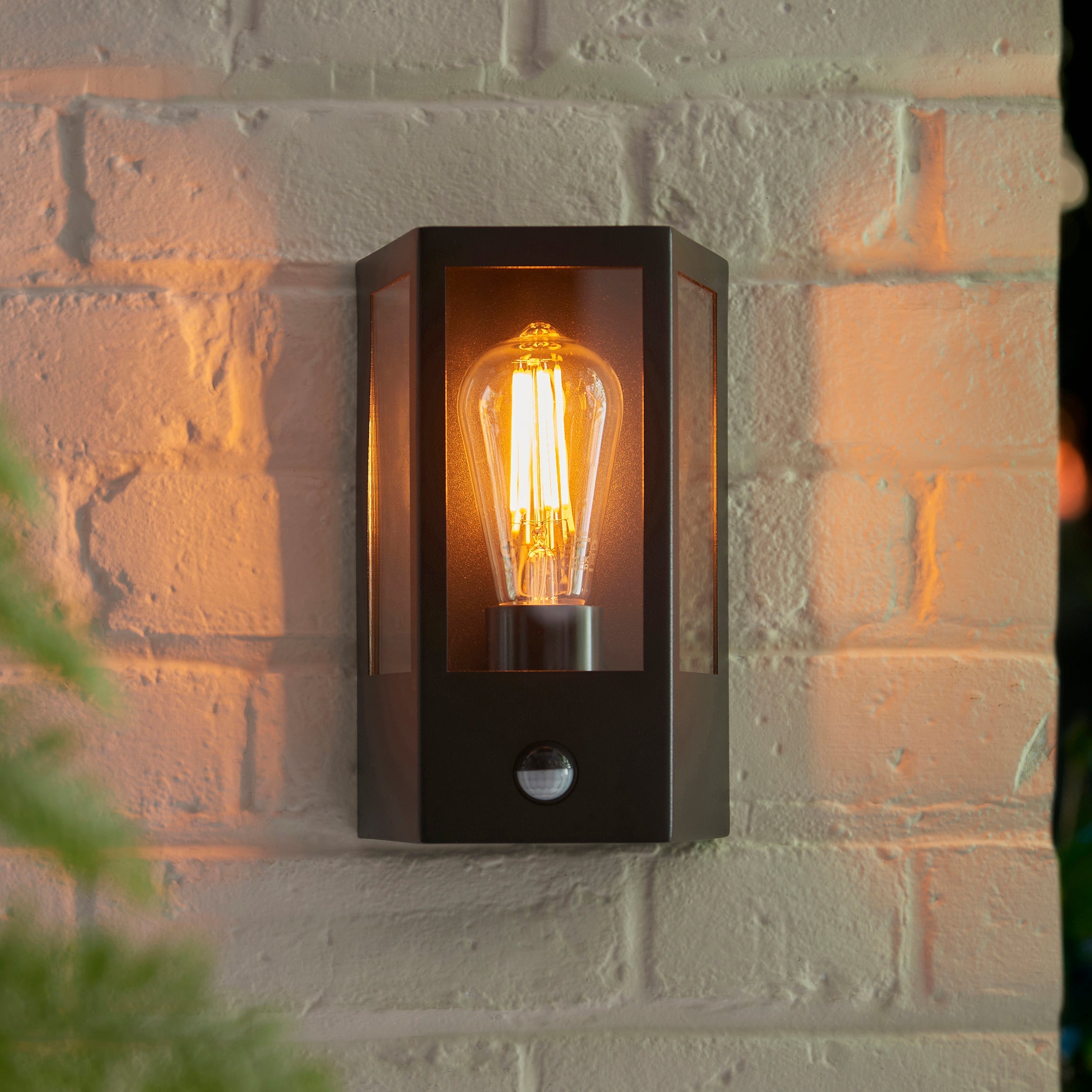 Huntington PIR Black Outdoor Wall Light