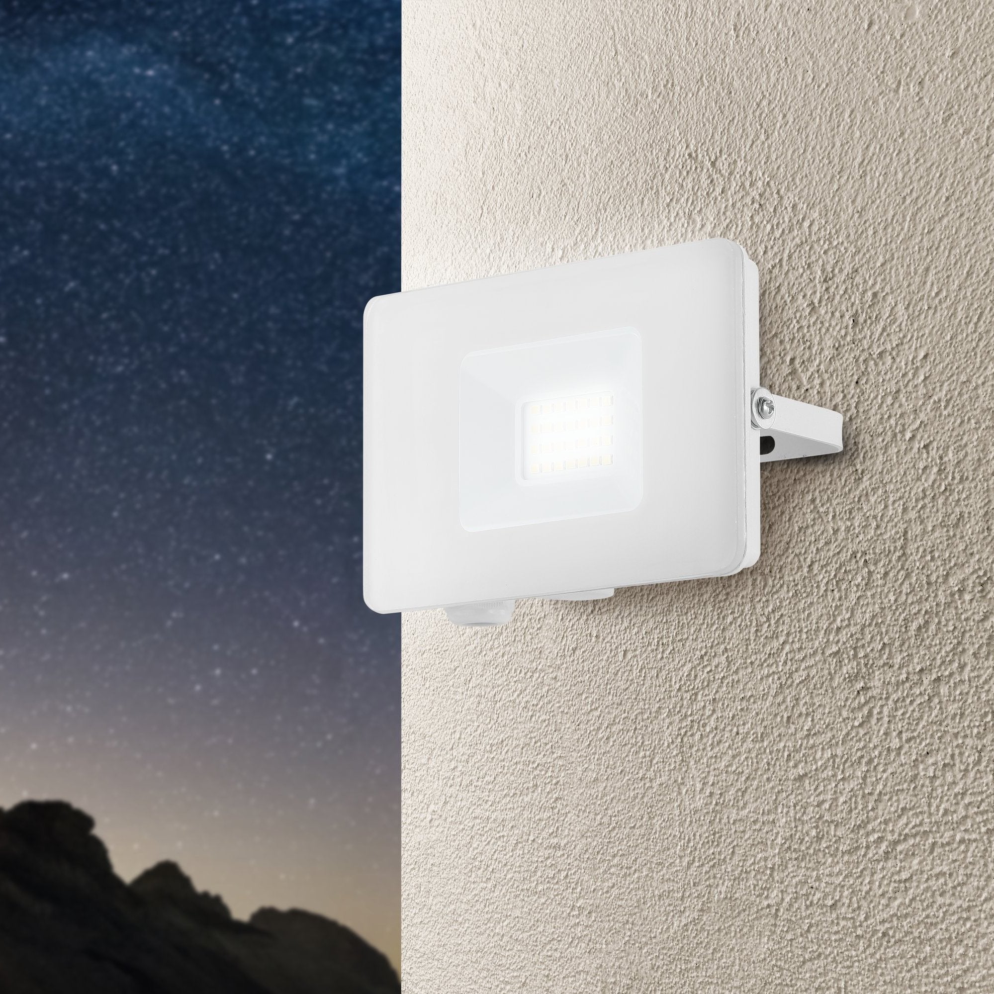 eglo faedo 3 white ip65 led outdoor flood light 21w