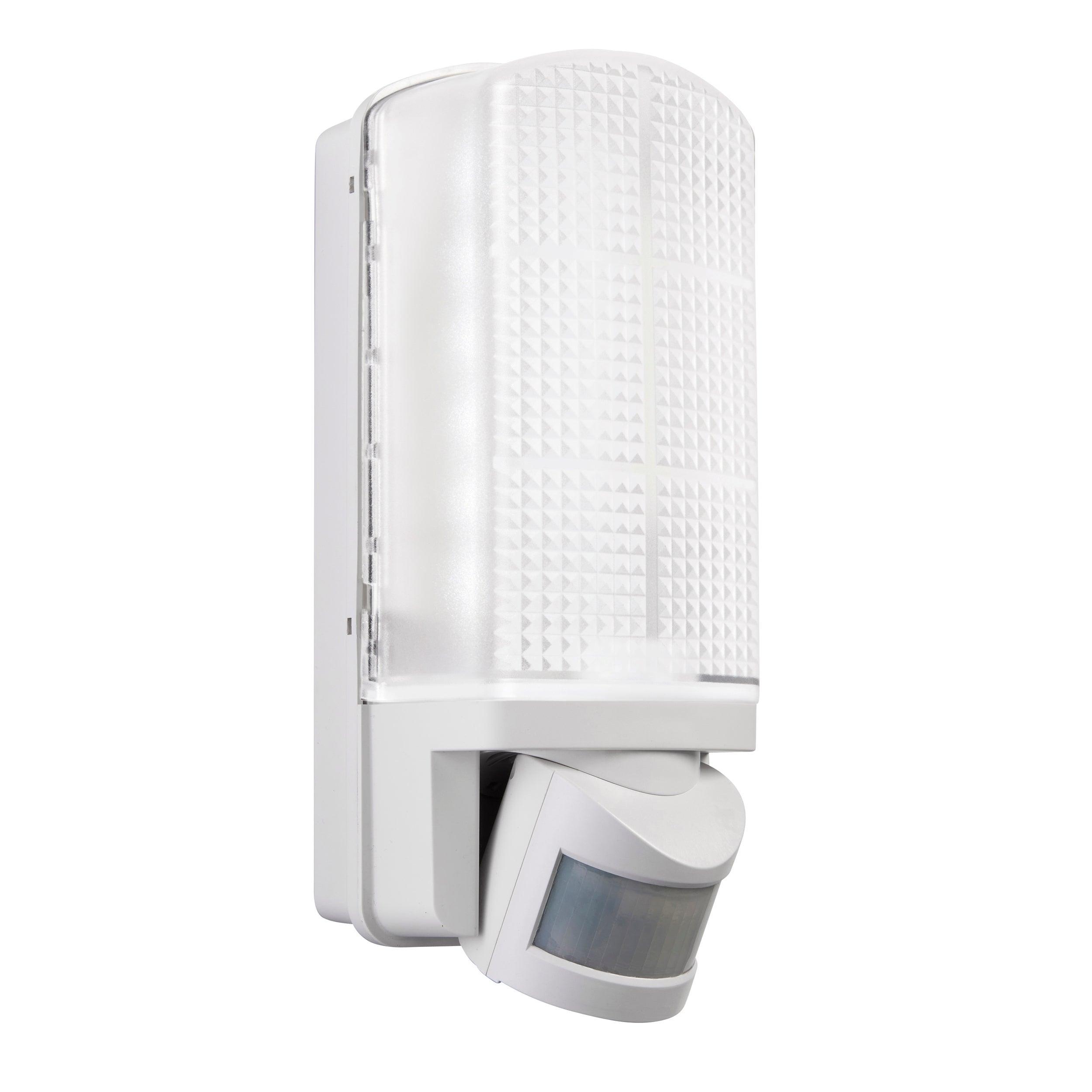 motion led white pir outdoor wall light ip44 6w by saxby lighting, close up image 159
