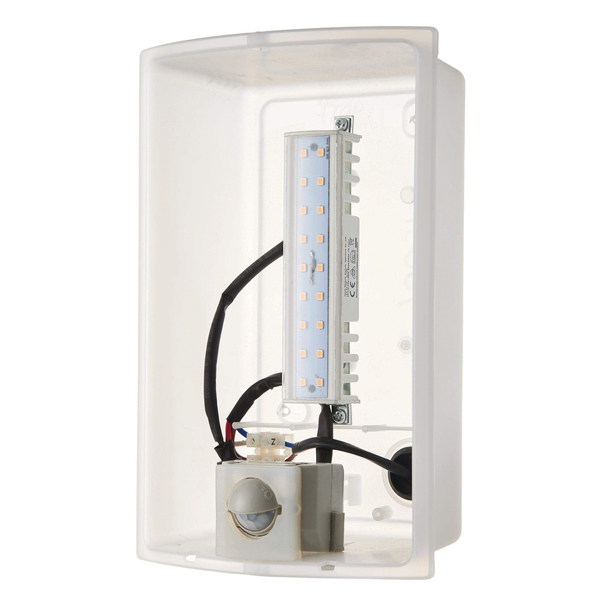 bianco led silver pir sensor outdoor wall ip44 7w by saxby lighting, close up image 135