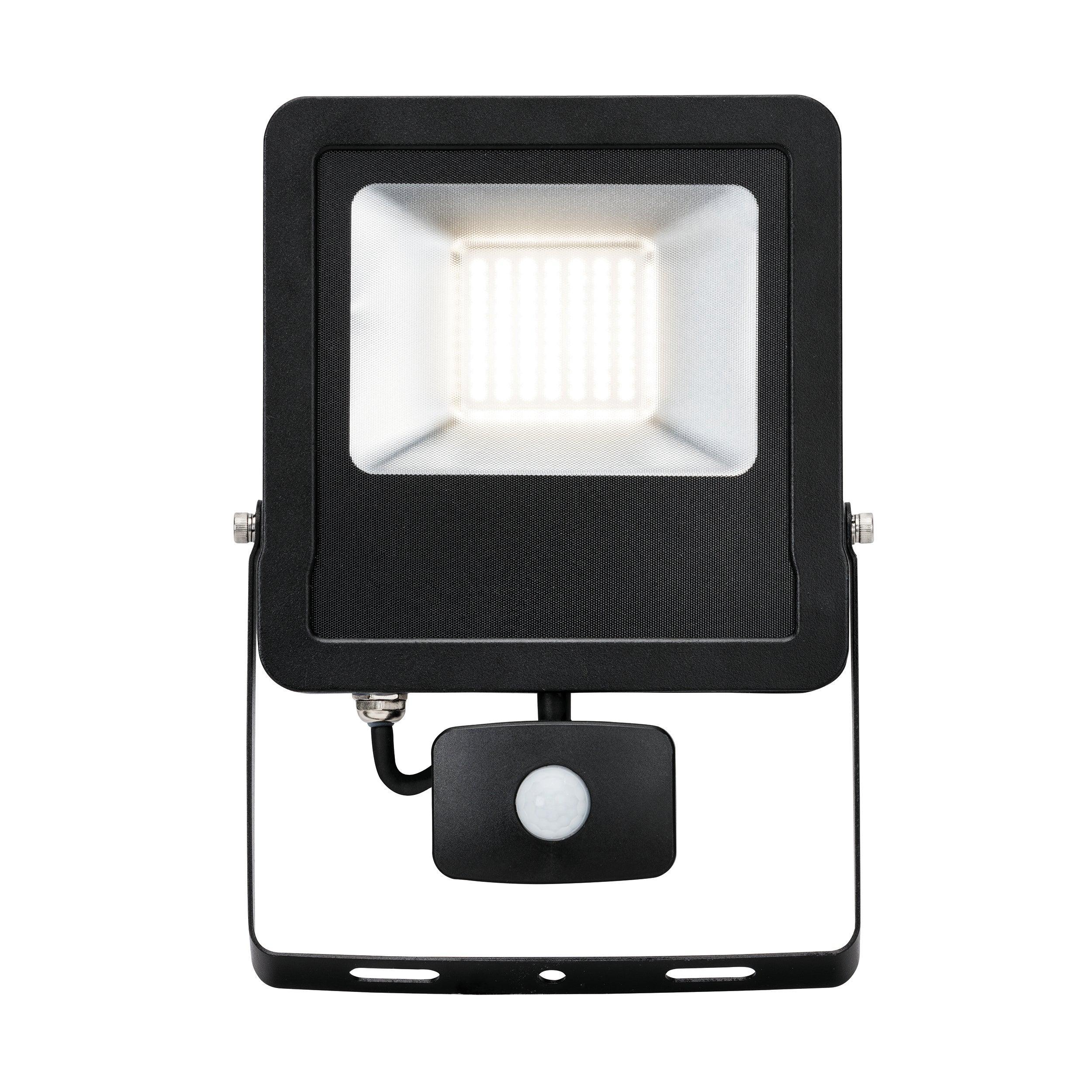 surge pir ip44 led flood light 50w cool white by saxby lighting, close up image 182