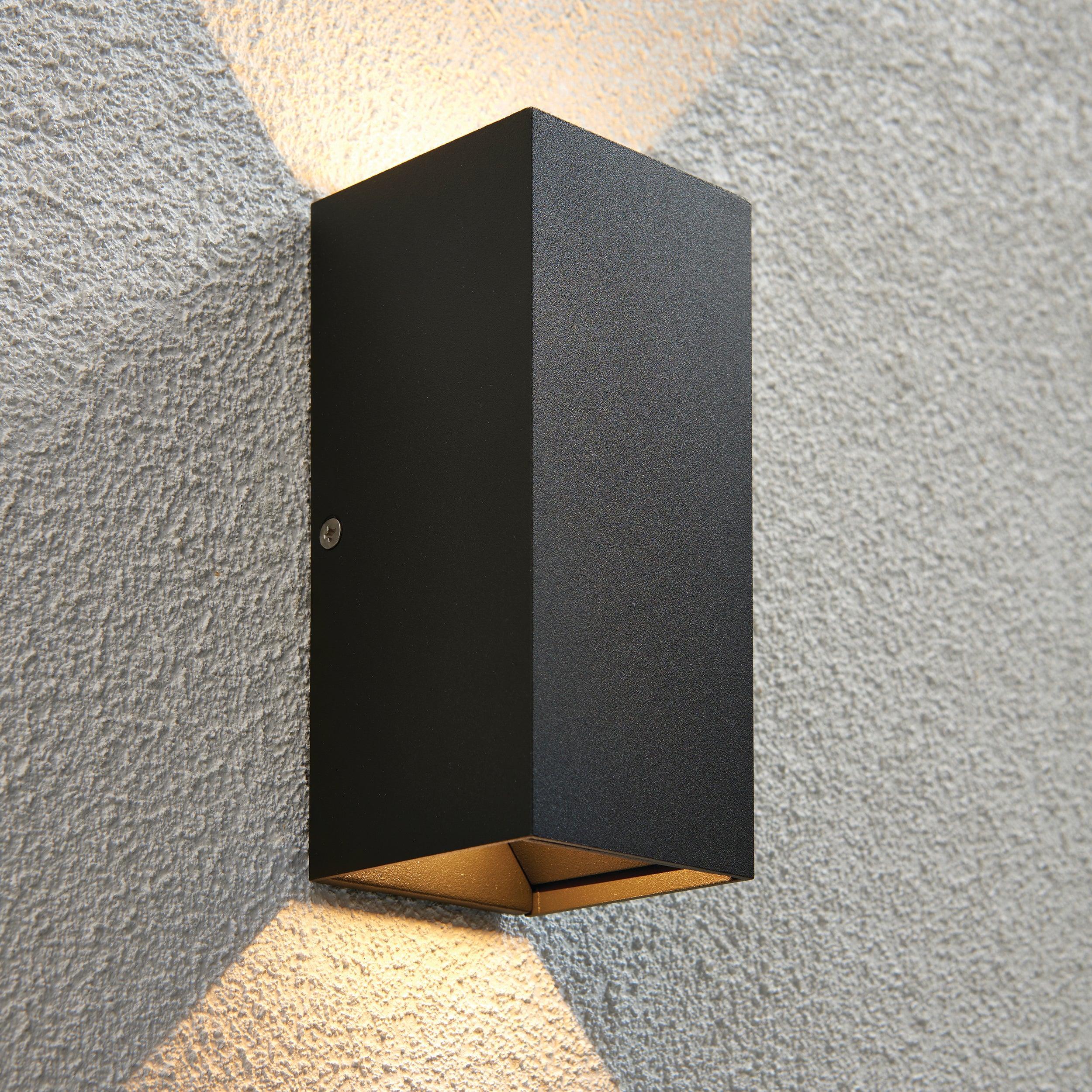 glover black led outdoor wall light ip44 5 5w by saxby lighting, close up image 219