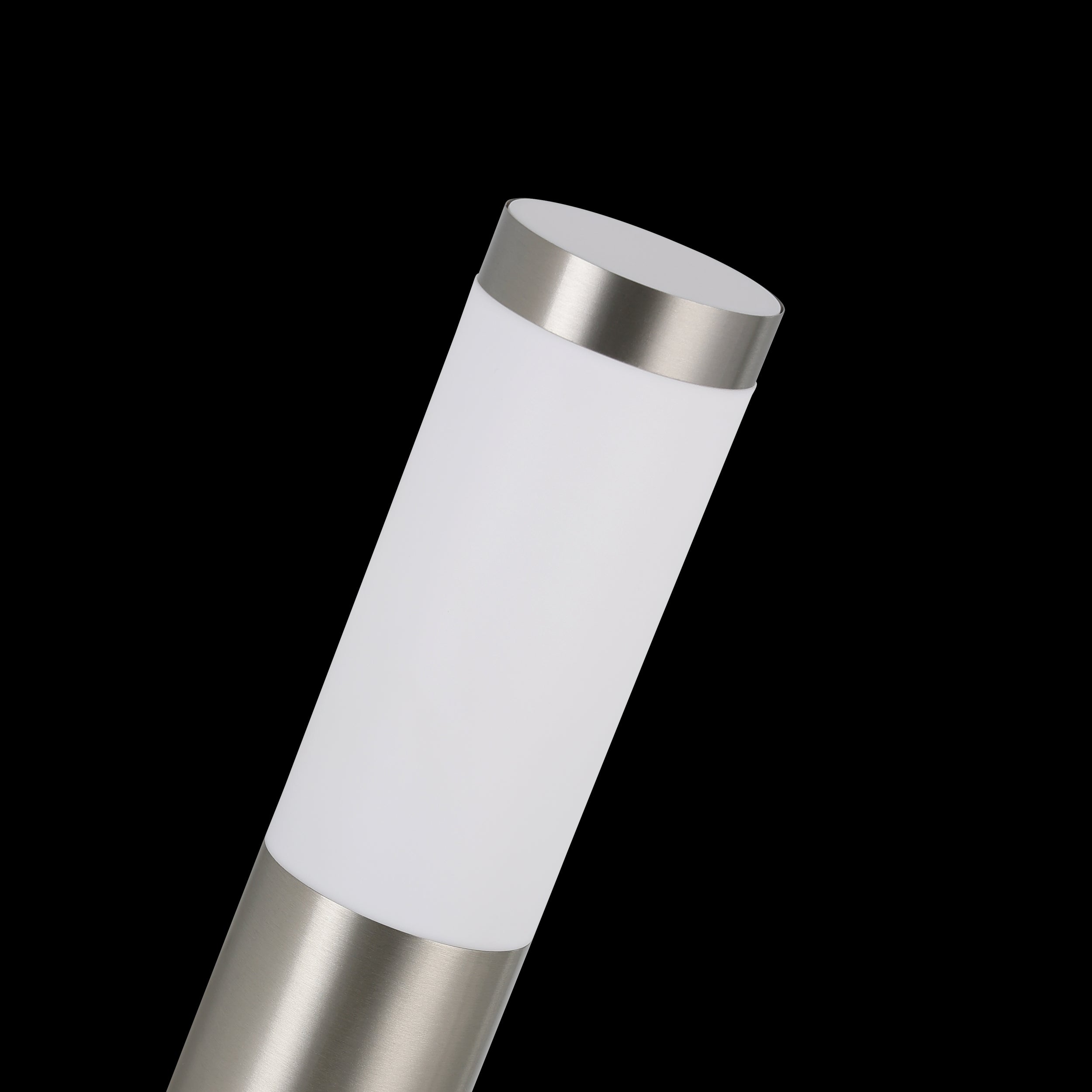 eglo helsinki ip55 stainless steel outdoor wall light Kitchen Lighting Close Up