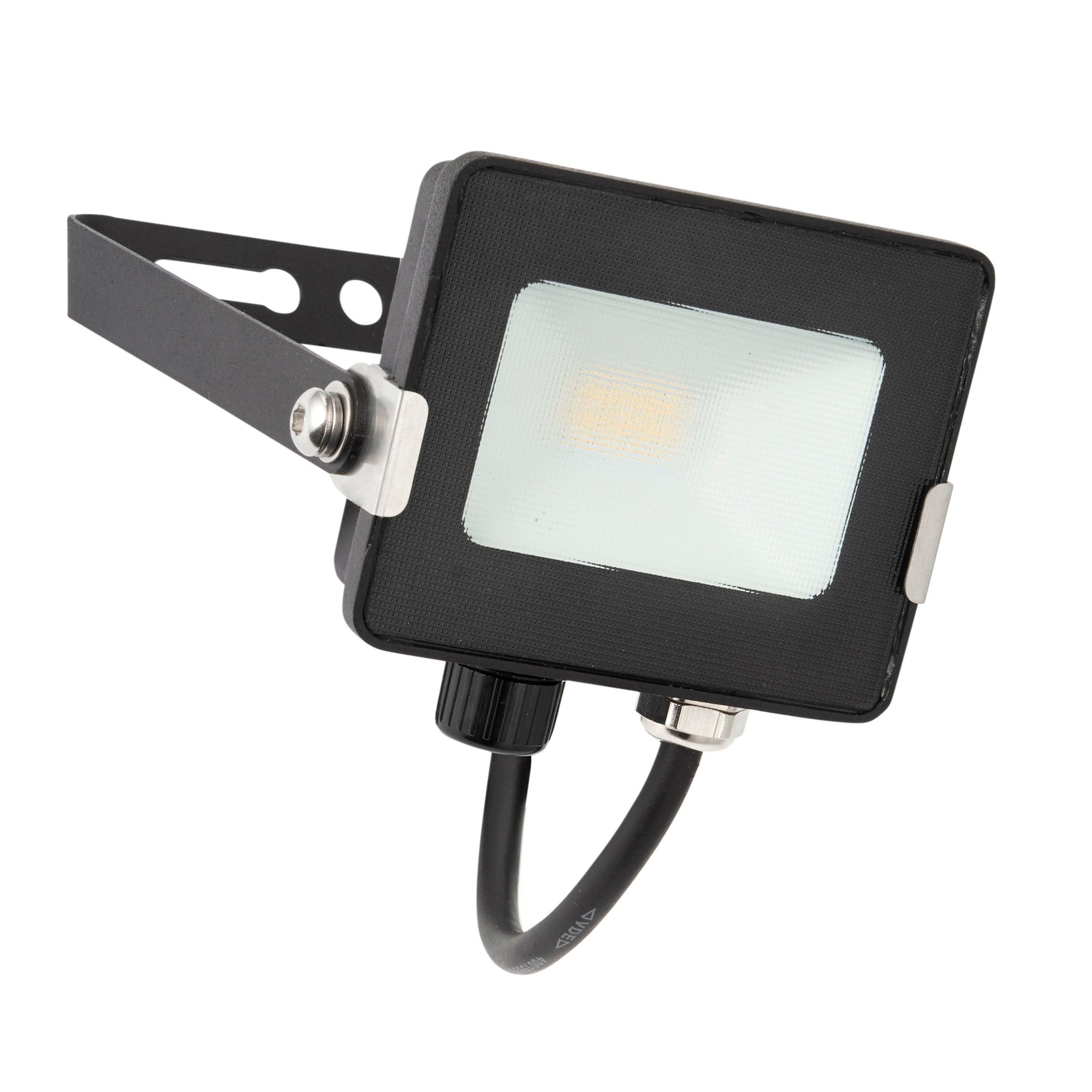 salde ip65 led flood light 10w cool whiteby Saxby Lighting, close up image