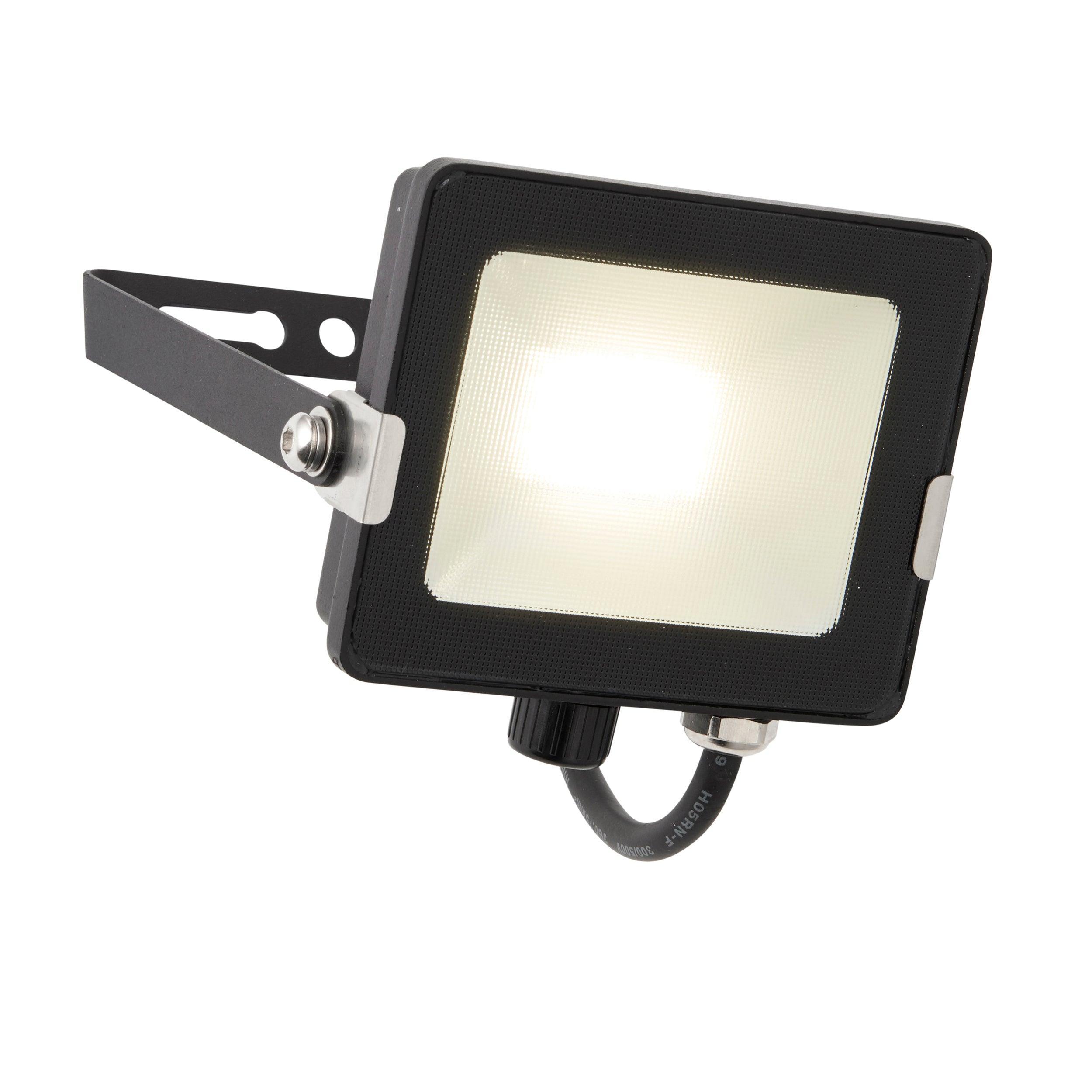 salde ip65 led flood light 20w cool whiteby saxby lighting