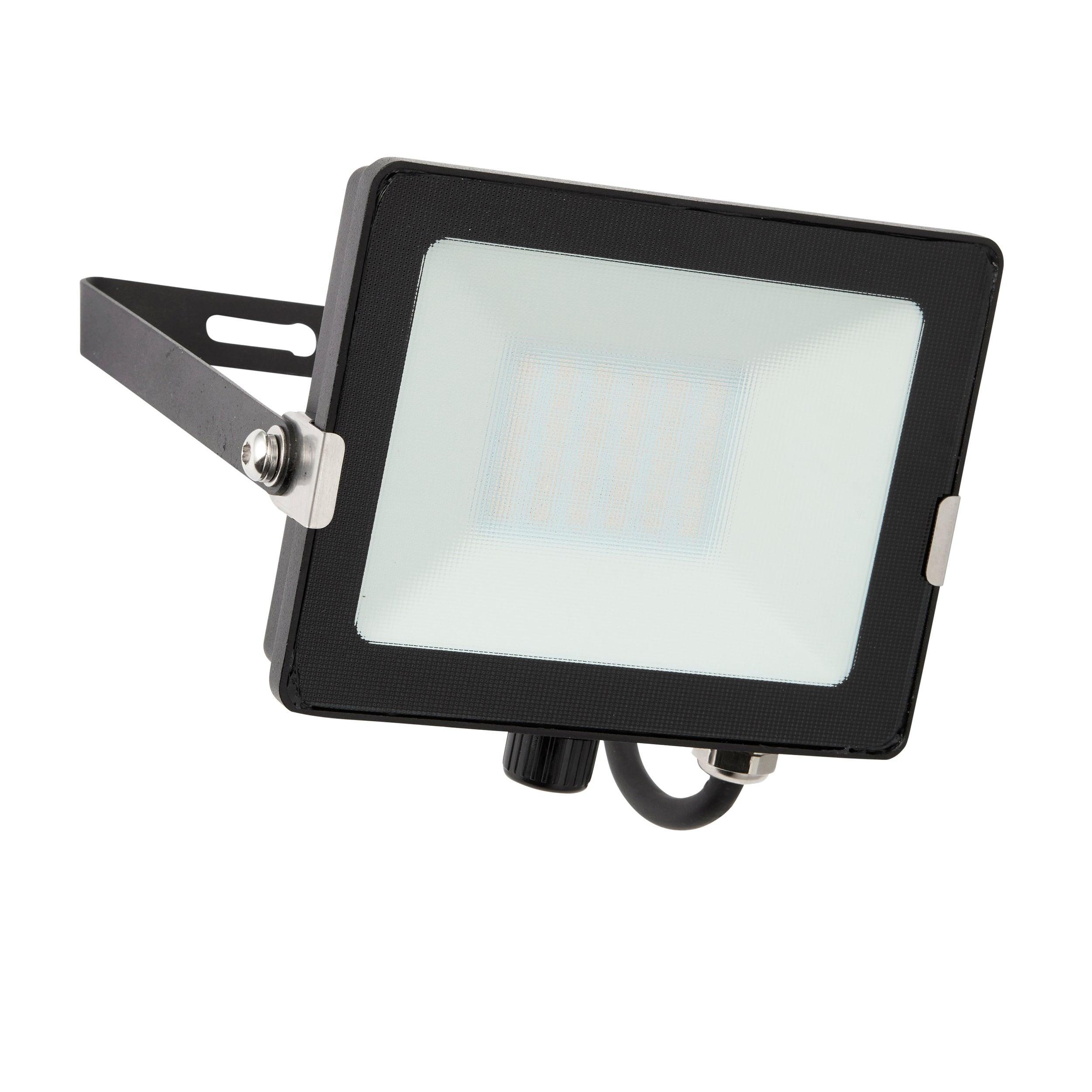 salde ip65 led flood light 30w cool whiteby Saxby Lighting, close up image