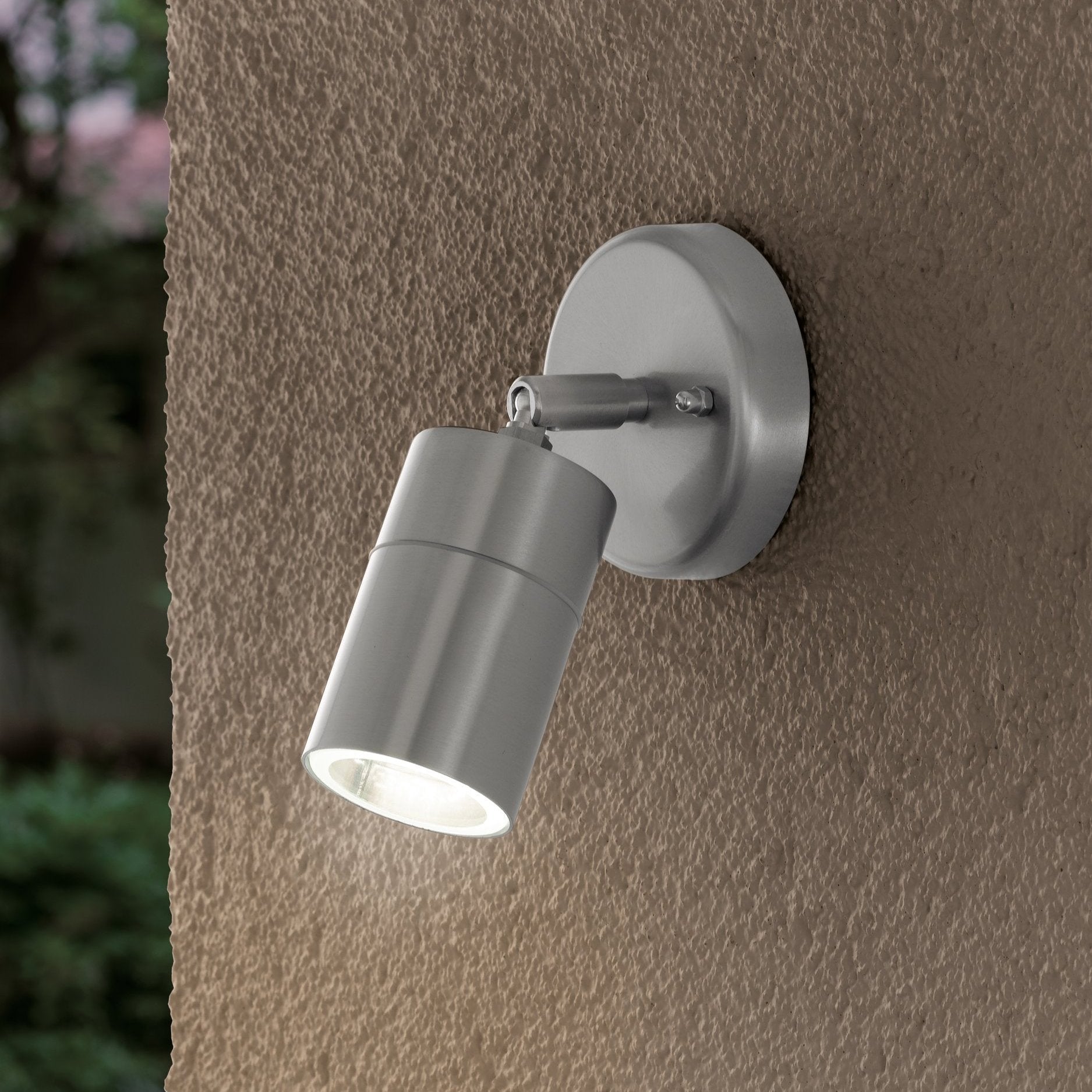 eglo stockholm 1 ip44 stainless steel outdoor spot light living room close up