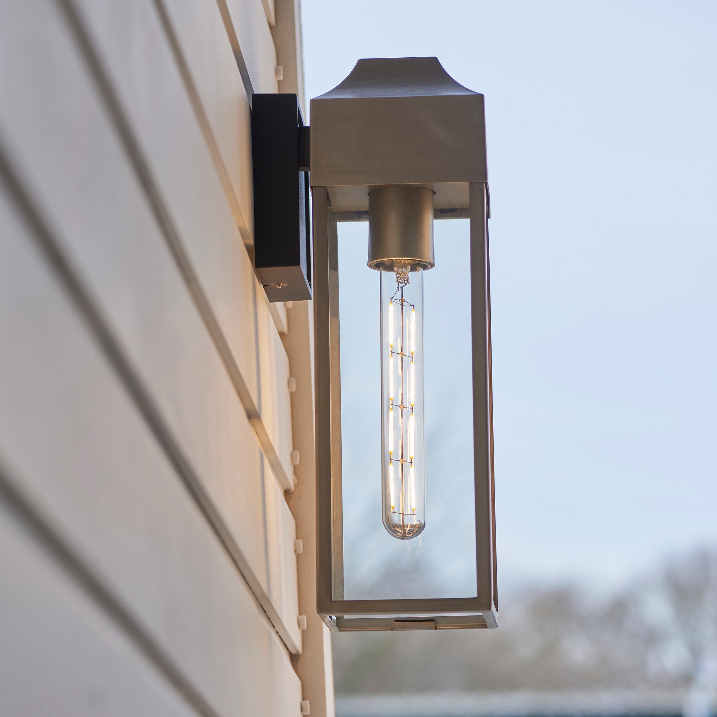 Georgian Pewter Outdoor Wall Light - IP44