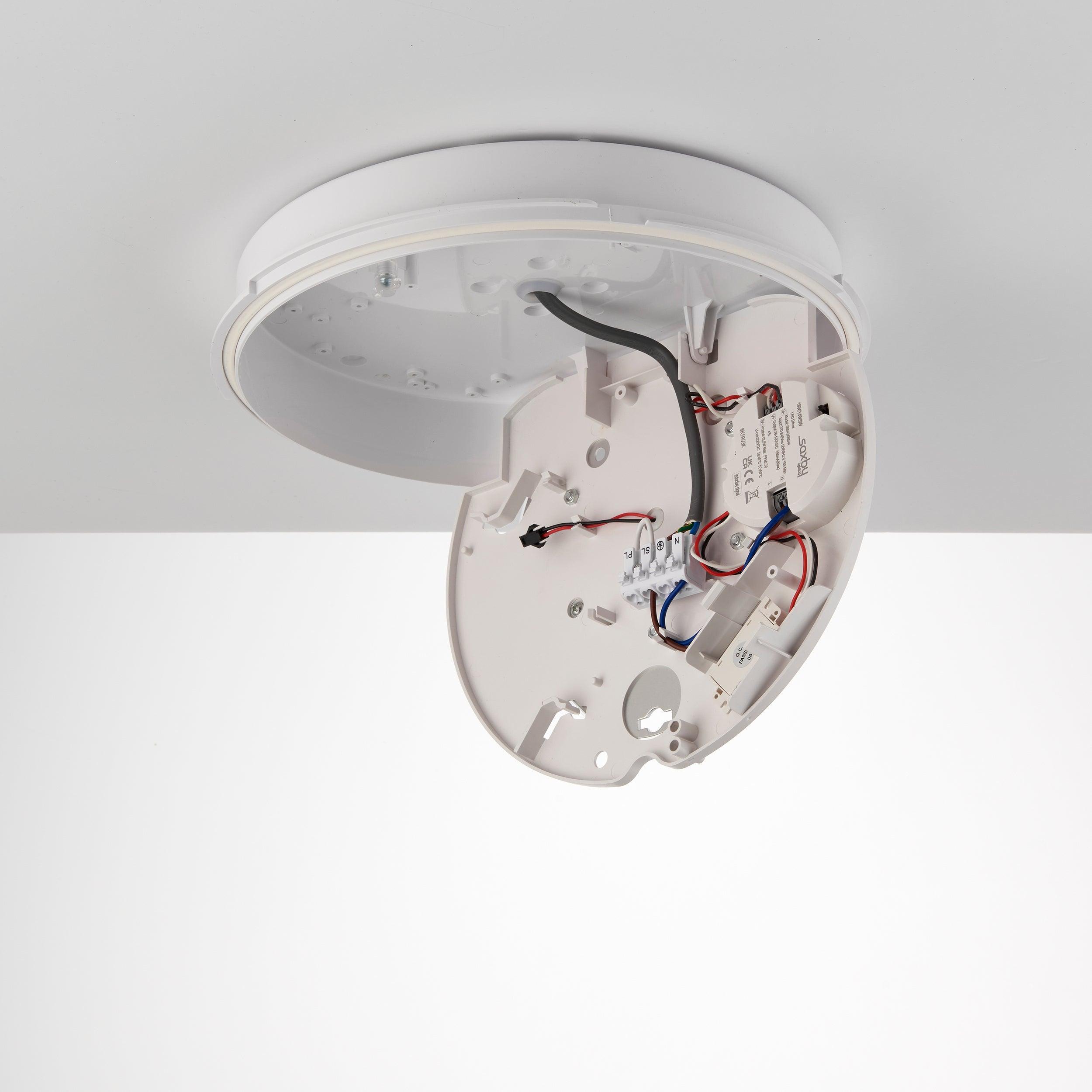 saxby heropro corridor bulkhead light ip65 18w cctby Saxby Lighting, close up image