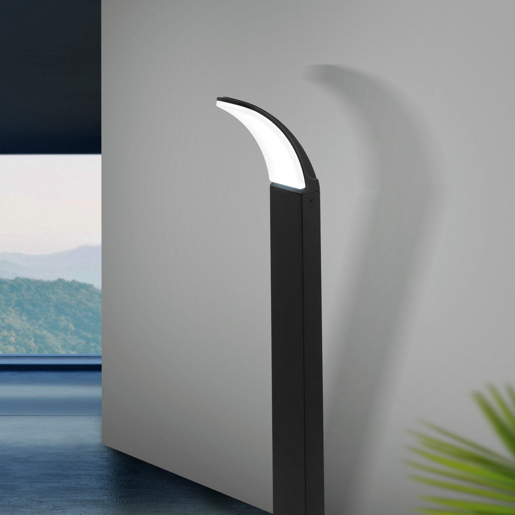 eglo fiumicino ip44 black bollard pathway led outdoor light living room close up