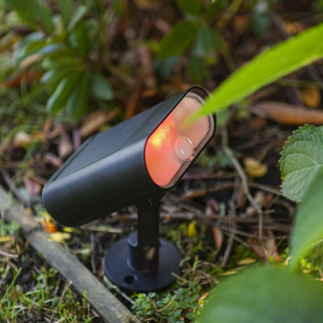 Lutec Ginbo Solar LED Black Outdoor Wall Light with Spike 6938405330 red light