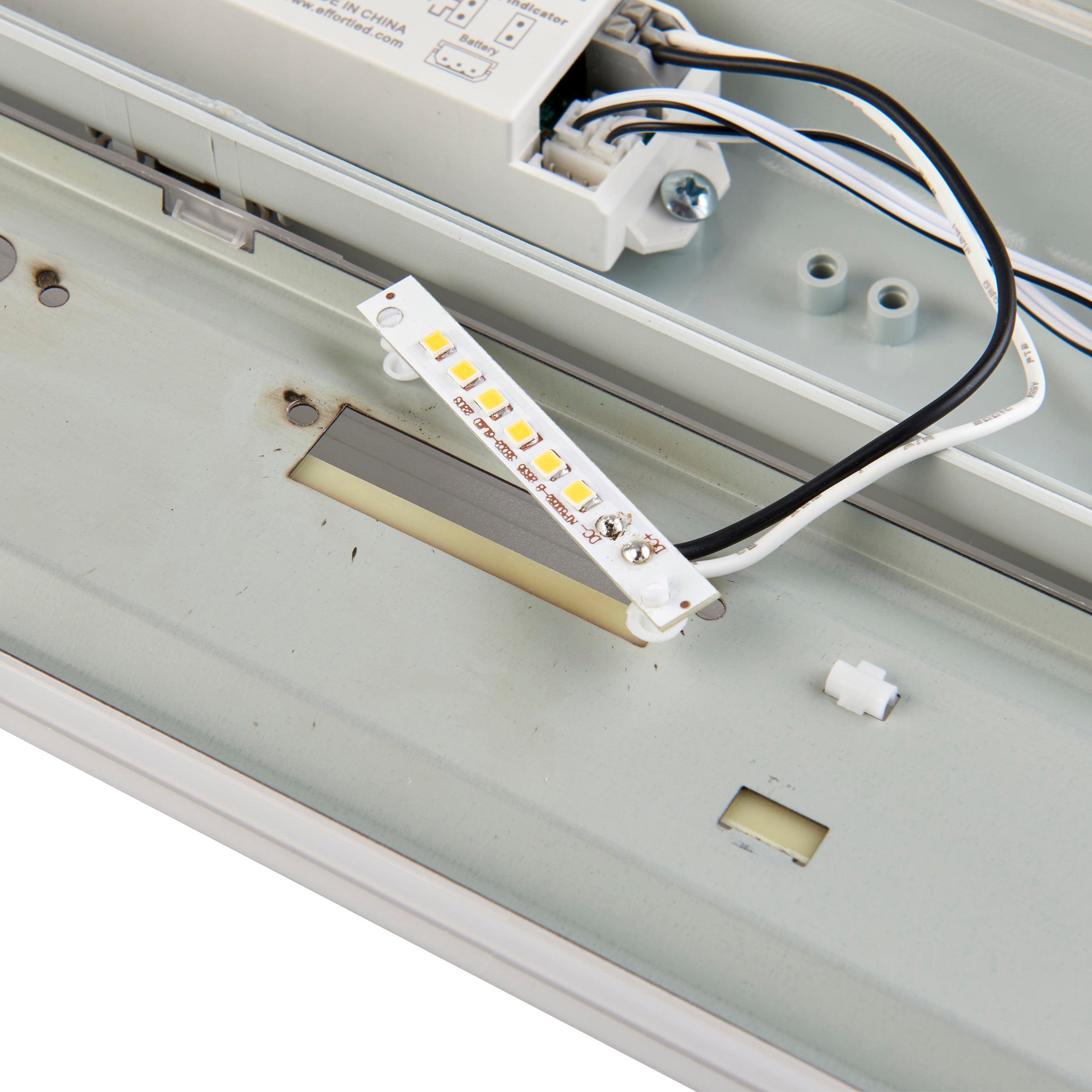 led anti corrosive led cool white batten light 4000k 6ft high lumen em em ip65 57w by saxby lighting, close up image 207