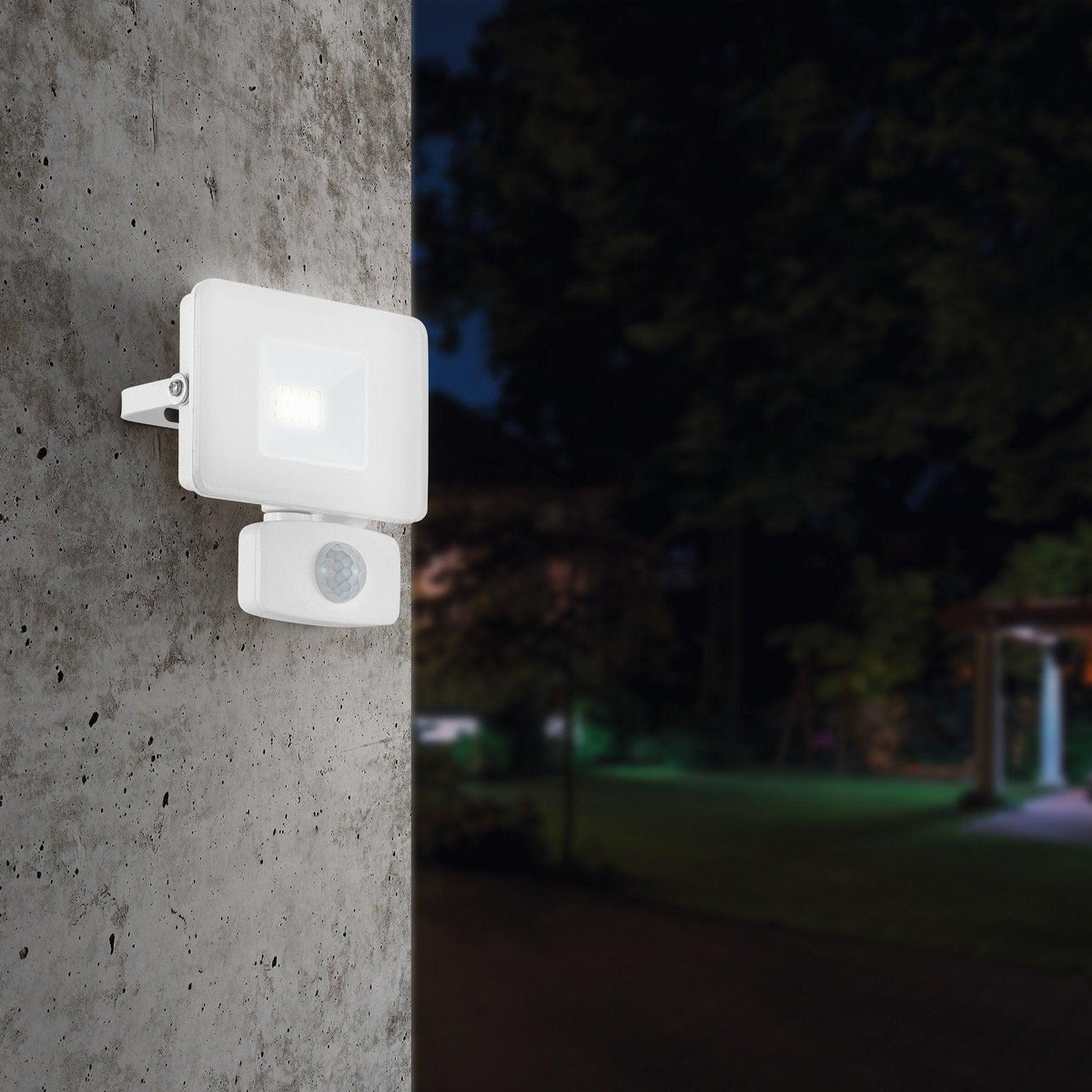 eglo faedo 3 ip44 white led pir outdoor flood light 10w