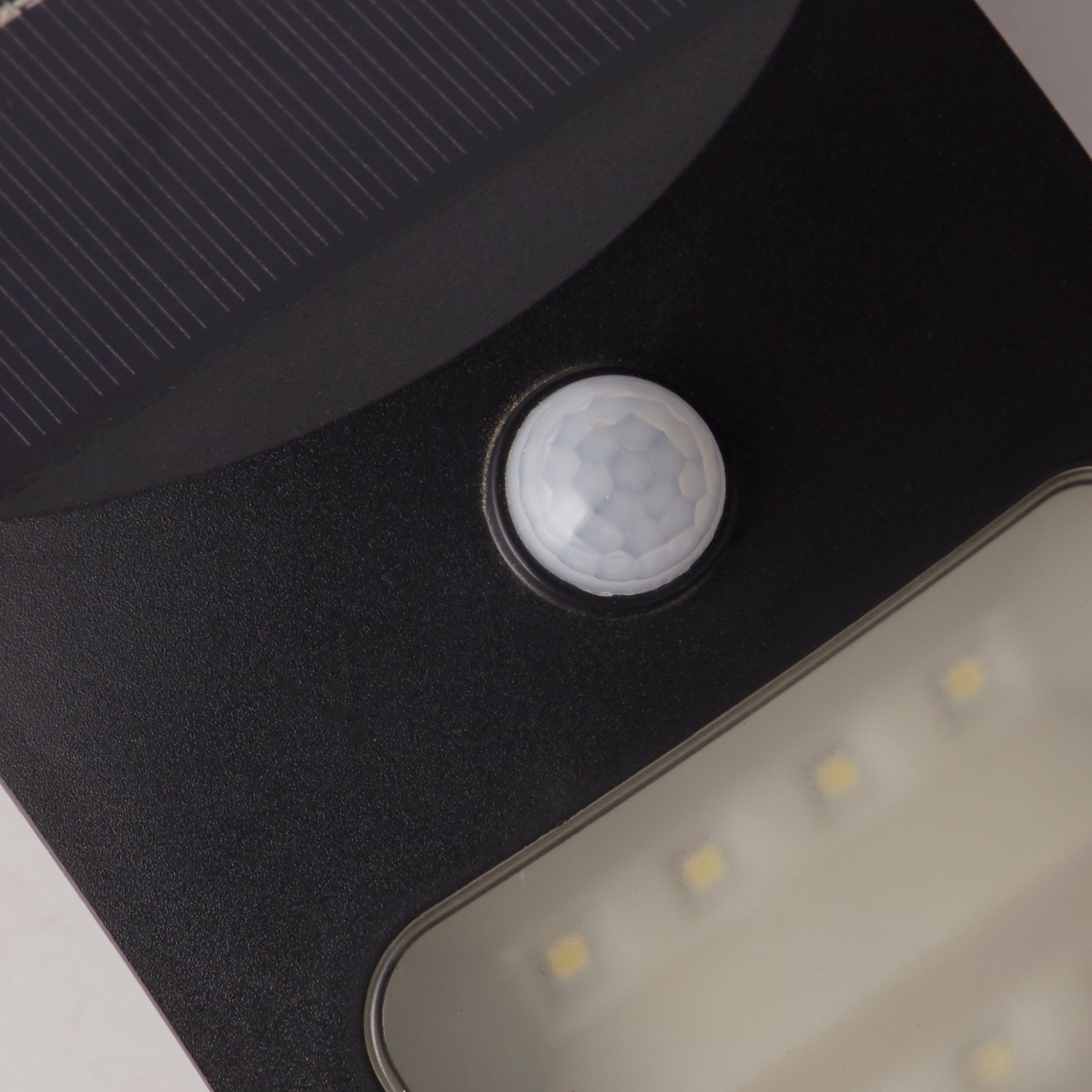 Searchlight Solar Black LED PIR Outdoor Wall Light