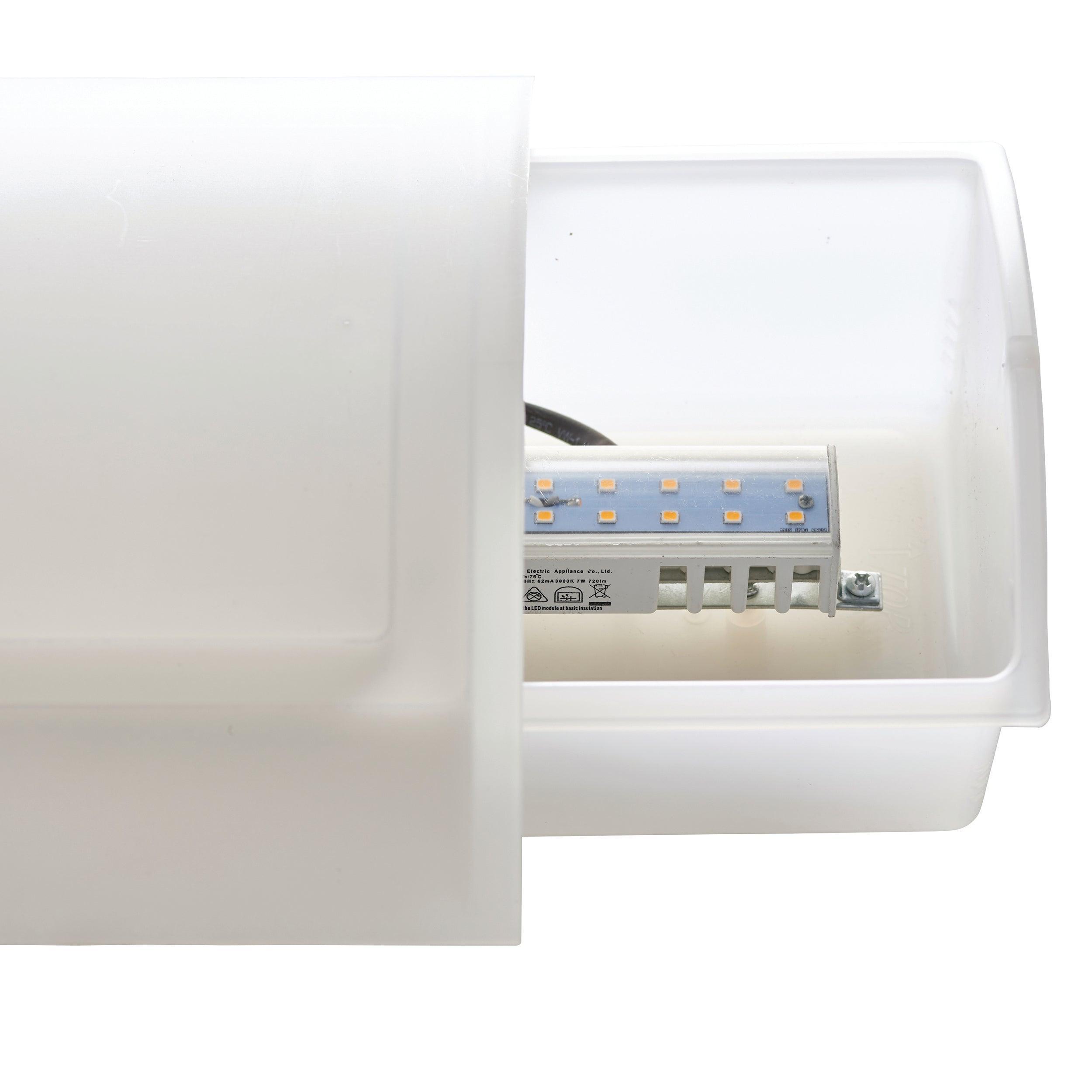 bianco led outdoor wall light ip44 7w by saxby lighting, close up image 103