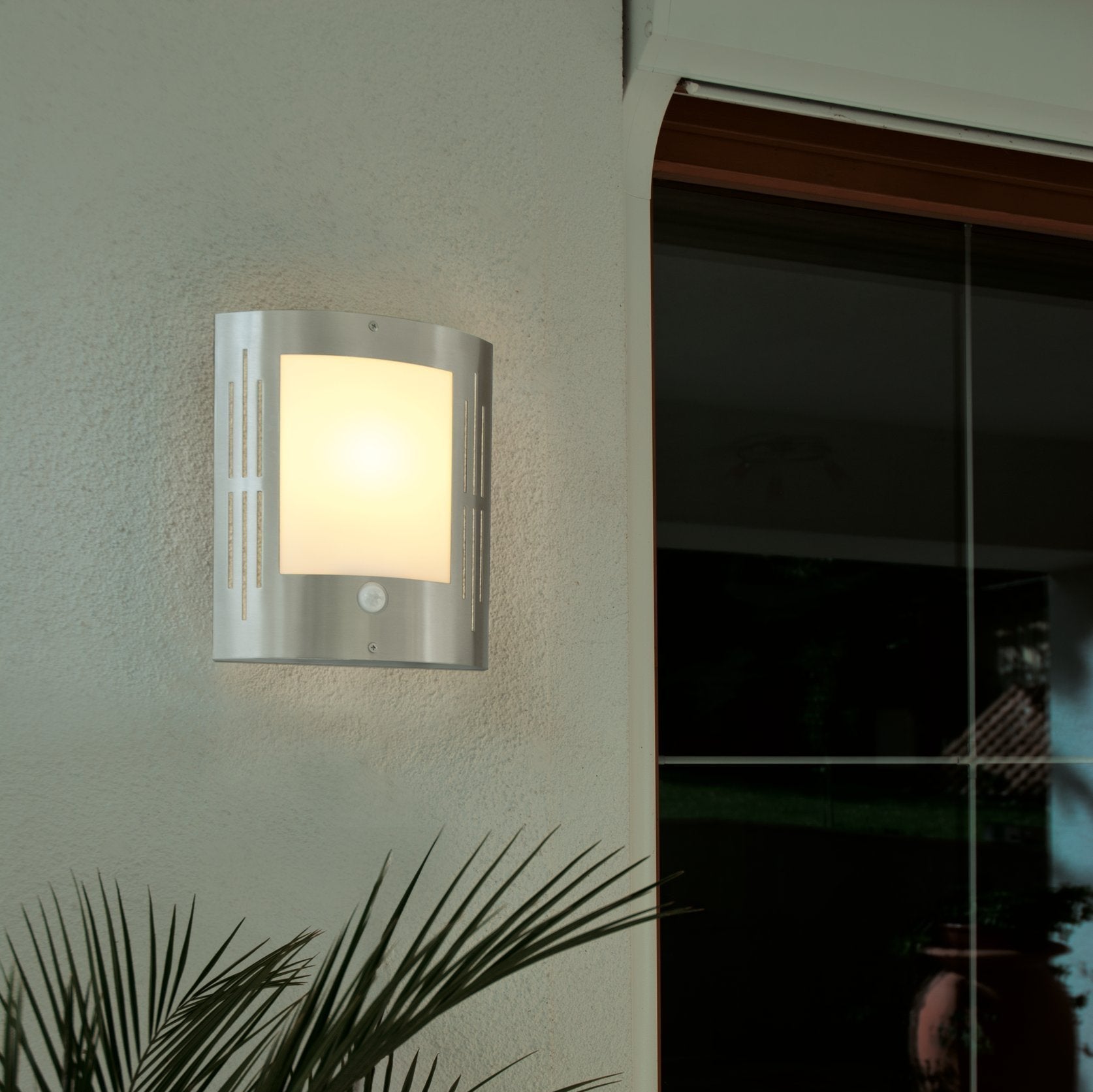 eglo city ip44 curved pir steel glass outdoor wall light