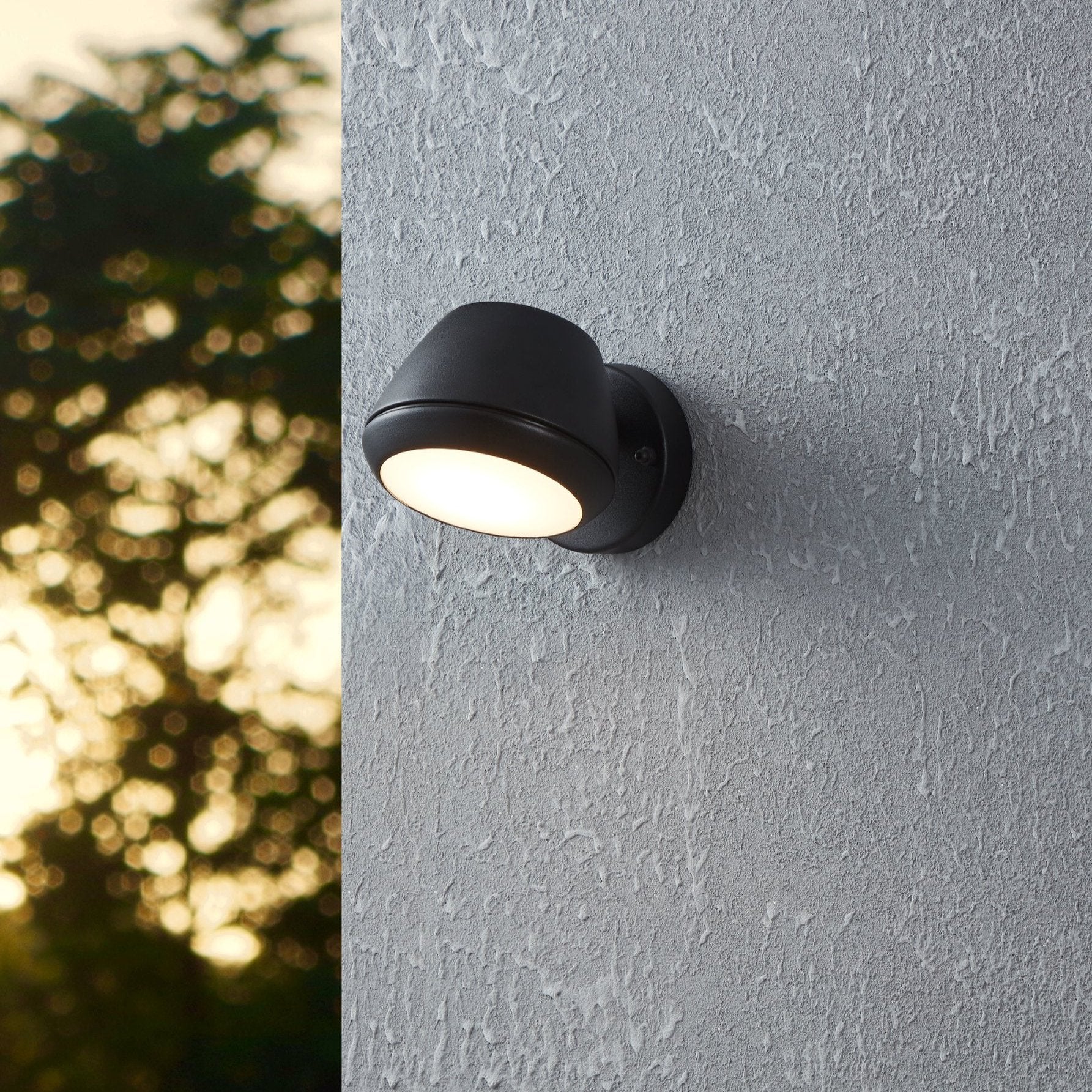 eglo nivarolo ip44 black outdoor wall light