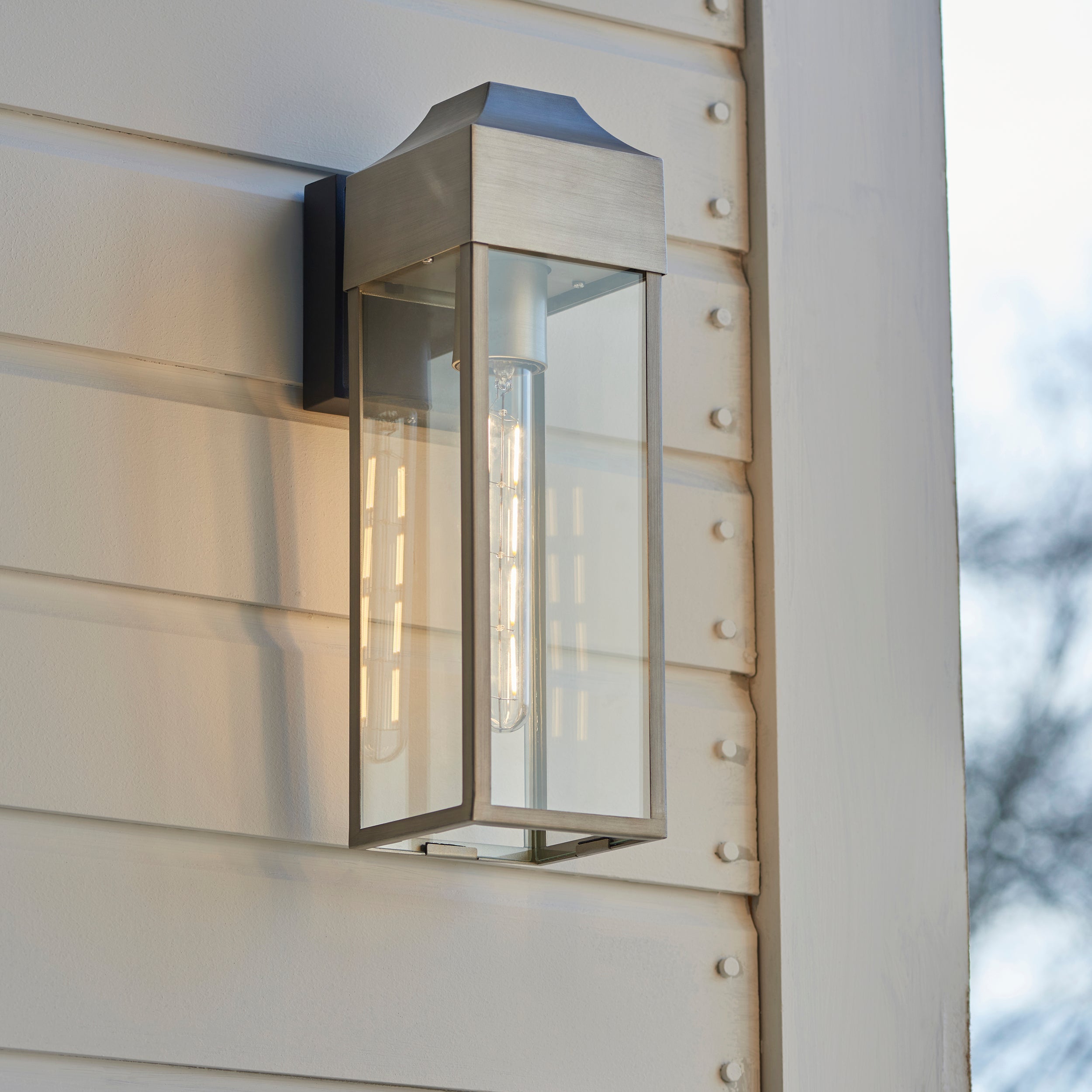 Georgian Pewter Outdoor Wall Light - IP44