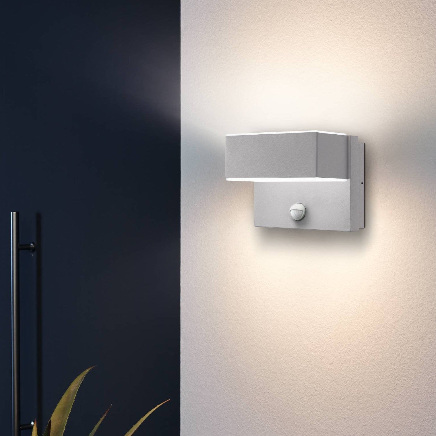 eglo azzinano silver led outdoor wall light day night sensor