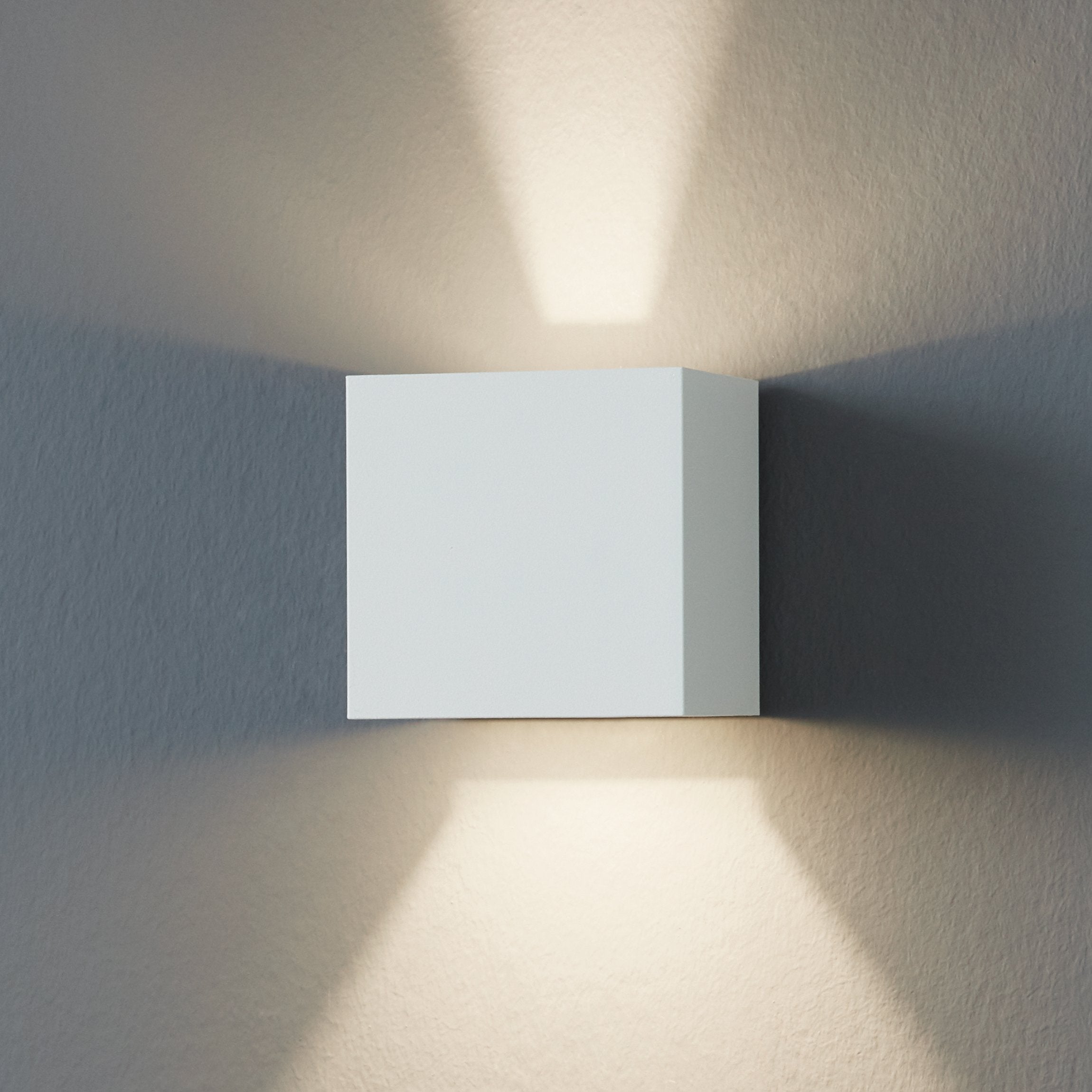 eglo calpino ip54 white square outdoor led wall light living room image