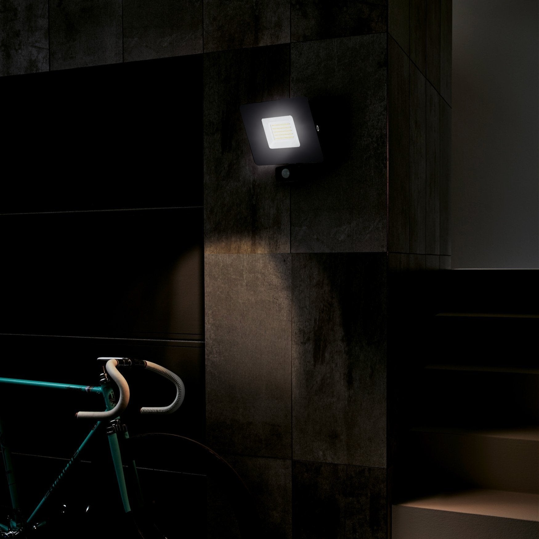 eglo faedo 3 ip44 outdoor led black pir flood light 53w