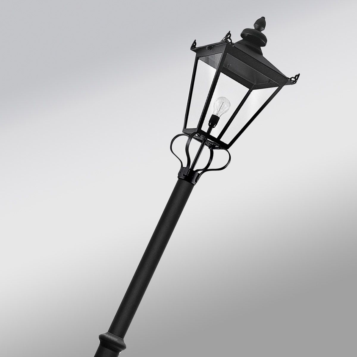 Wilmslow 1 Light Lamp Post