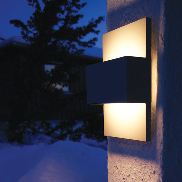 Elstead Geneve Graphite Outdoor Wall Light GENEVE E27 GRA